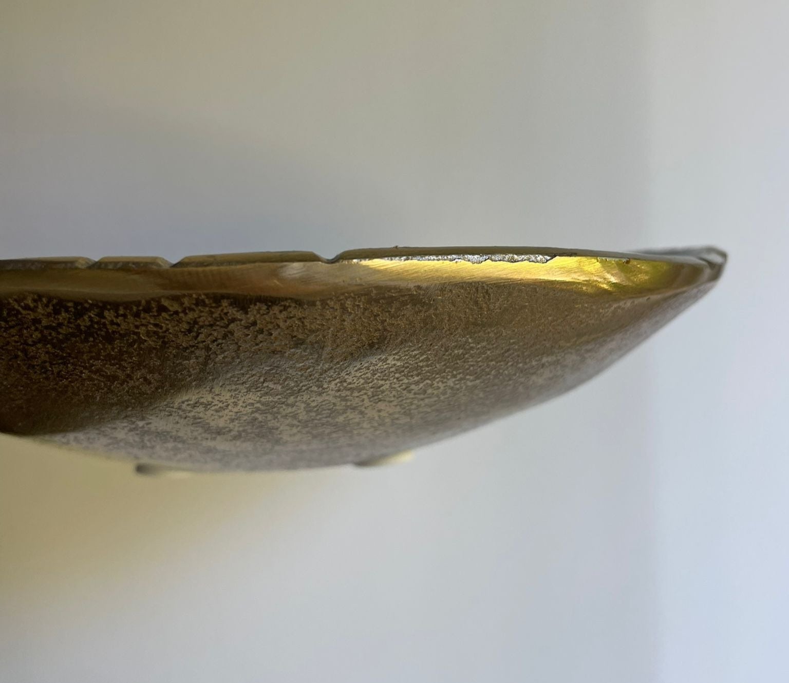 Schaaltje olijfgroen keramiek